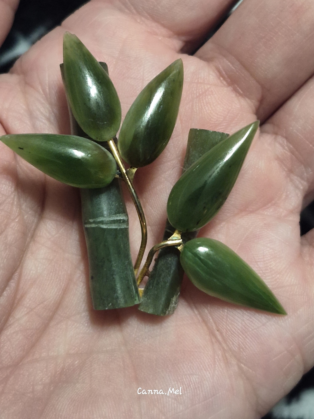 Vintage Green Jade Leaf Brooch